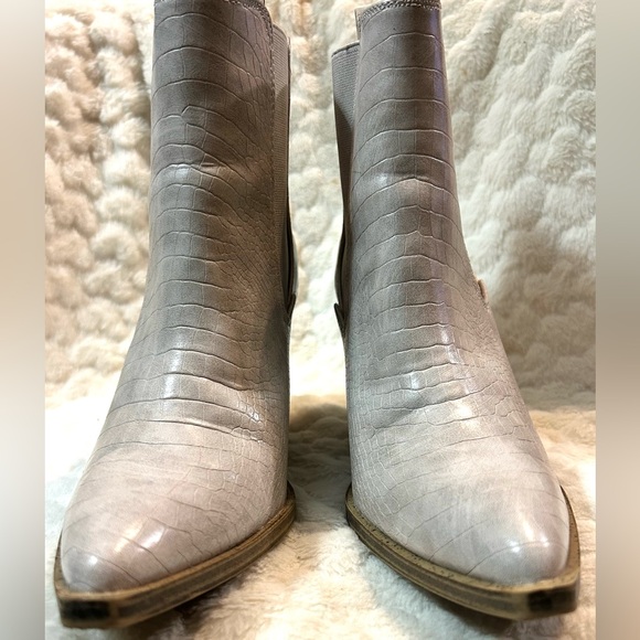 Barn Babe faux crocodile block chunky heel ankle boots women’s size 7.5 - Picture 6 of 12